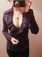 Отдается в дар Фиолетовая блуза с рюшами