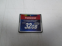 Отдается в дар Карта памяти CompactFlash 32gb 400x Transcend. Нерабочая.
