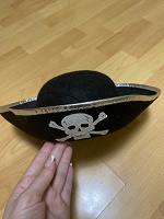 Отдается в дар Шляпа -пират