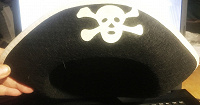 Отдается в дар Пиратская шляпа карнавальная