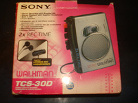 Отдается в дар Sony. Stereo Cassette-Corder