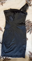 Отдается в дар Вечернее черное платье 42й