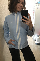 Отдается в дар Ветровка женская adidas