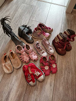 Отдается в дар Обувь для девочки 24-27 размера