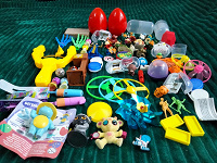Отдается в дар Киндер, фигурки, игрушки, запчасти
