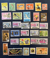 Отдается в дар Почтовые марки стран Востока