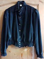 Отдается в дар Оригинальная черная шелковая блузка, размер 46 (написано L)