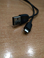 Отдается в дар Зарядка с разъемом miniUSB 5V 1A