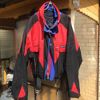 Отдается в дар Куртка от горнолыжного костюма Schoffel