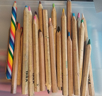 Отдается в дар Цветные карандаши для малышей