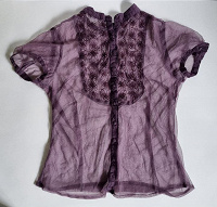 Отдается в дар блузка фиолетовая прозрачная с вышивкой 44 размер