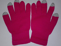 Отдается в дар Новые трикотажные демисезонные перчатки с сенсорными пальчиками.