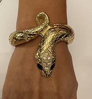 Отдается в дар Шикарный браслет -змея