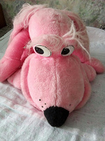 Отдается в дар большая розовая собака
