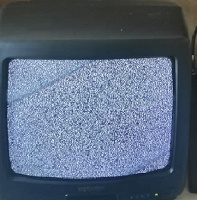 Отдается в дар Маленький старый, но не безполезный телевизор
