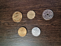Отдается в дар Набор иностранных монет.