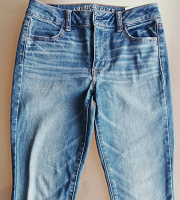 Отдается в дар Джинсы женские XS-S короткие American Eagle