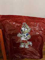 Отдается в дар Пакет-сумка с символикой Чм по футболу