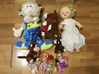 Отдается в дар Куклы и мягкие игрушки.