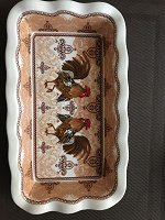 Отдается в дар Керамическое блюдо с петухами :)