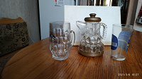 Отдается в дар Бокал «Балтика», стеклянный стакан, и пластмассовый чайничекастмассовый