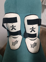 Отдается в дар Защита на голени и стопы kudo wear