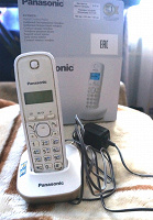 Отдается в дар Телефон беспроводной Panasonic KX-TGB210 б/у (с косяками, для умельцев)