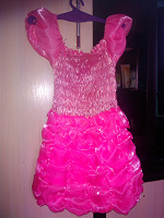 Отдается в дар платье розовое на 3-4 года