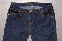 Отдается в дар джинсы женские р.46-48