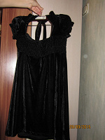 Отдается в дар Платье вечернее бархатное 42-44 разм.