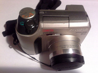Отдается в дар Фотоаппарат Olympus Camedia C720, требуется ремонт