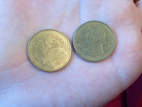 Отдается в дар 2 монетки с Бангкока