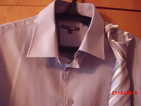 Отдается в дар Рубашка мужская Kiabi 43/44 с галстуком