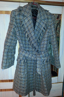 Отдается в дар Короткое пальто 46-48 размер.