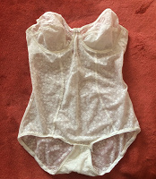 Отдается в дар Кружевное боди intimissimi