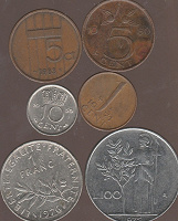 Отдается в дар Монеты Нидерланд+2 монеты+Марки