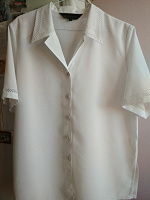 Отдается в дар белая блузка, Размер 52.