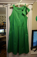 Отдается в дар Платье зеленое M