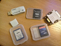 Отдается в дар Переходник для Micro SD карты, USB переходник SONY, карта памяти SD, переходник для видеокарты