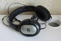Отдается в дар Наушники SENNHEISER HD 180