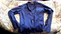 Отдается в дар Рубашка синяя р-р 44-46