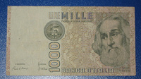 Отдается в дар Банкнота 1000 лир 1982 г