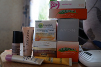 Отдается в дар Крема, средства по уходу за кожей Mary Kay, GARNIER, LOREAL, AVON