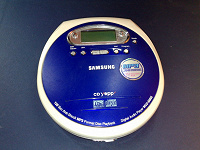 Отдается в дар CD-MP3-плеер Samsung MCD-SM55