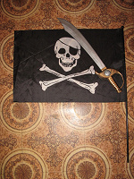 Отдается в дар Пиратский флаг и сабля