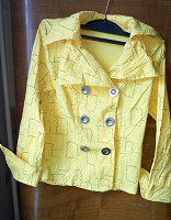 Отдается в дар Лимонная рубашка — жакет 40 рос.