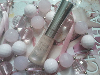Отдается в дар Блеск для губ Loreal Glam Shine тон 301 Coral Strass