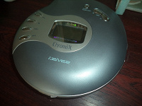 Отдается в дар CD-MP3 плеер iRiver Crome-X (iMP-150)