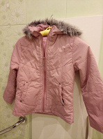 Отдается в дар детская куртка демисезонная, светло-розовая 8