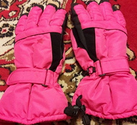 Отдается в дар Горнолижні рожеві рукавички